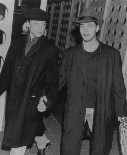 Jason Priestley Of Beverly Hills 90210 At Los Angeles Airport 10x8 Press Photo
