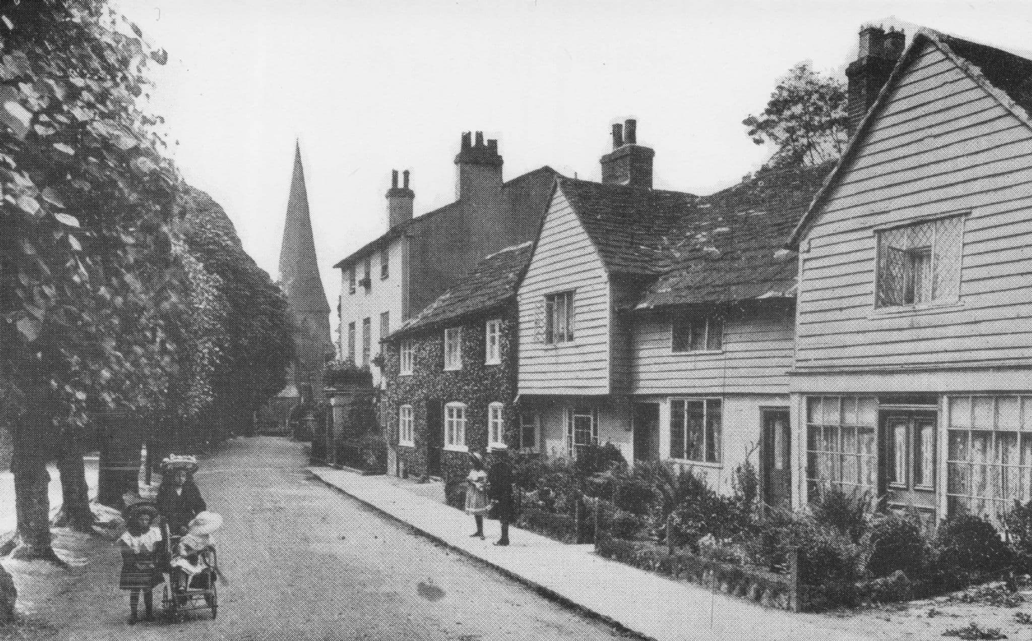 Horsham Stone Roof Cottages The Causeway Horsham Sussex Postcard