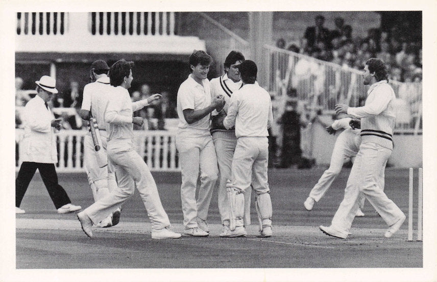 Steve Jefferies Takes Wicket Hampshire Cricket Match Rare 1980s Photo Postcard