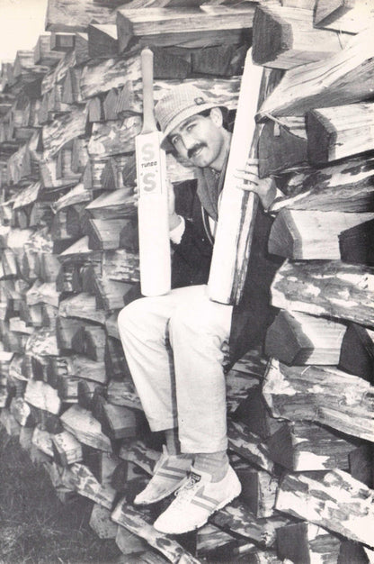 Graham Gooch at Aldermaston Cricket Bat Old Farm Real Photo Postcard