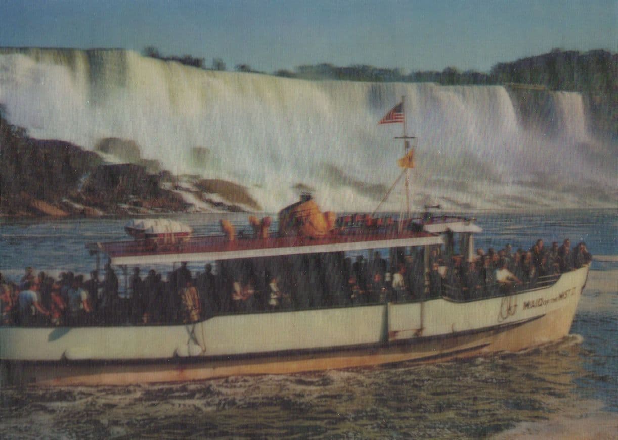 3D Lenticular Niagara Falls Maid Of The Mist Ship Canada Postcard