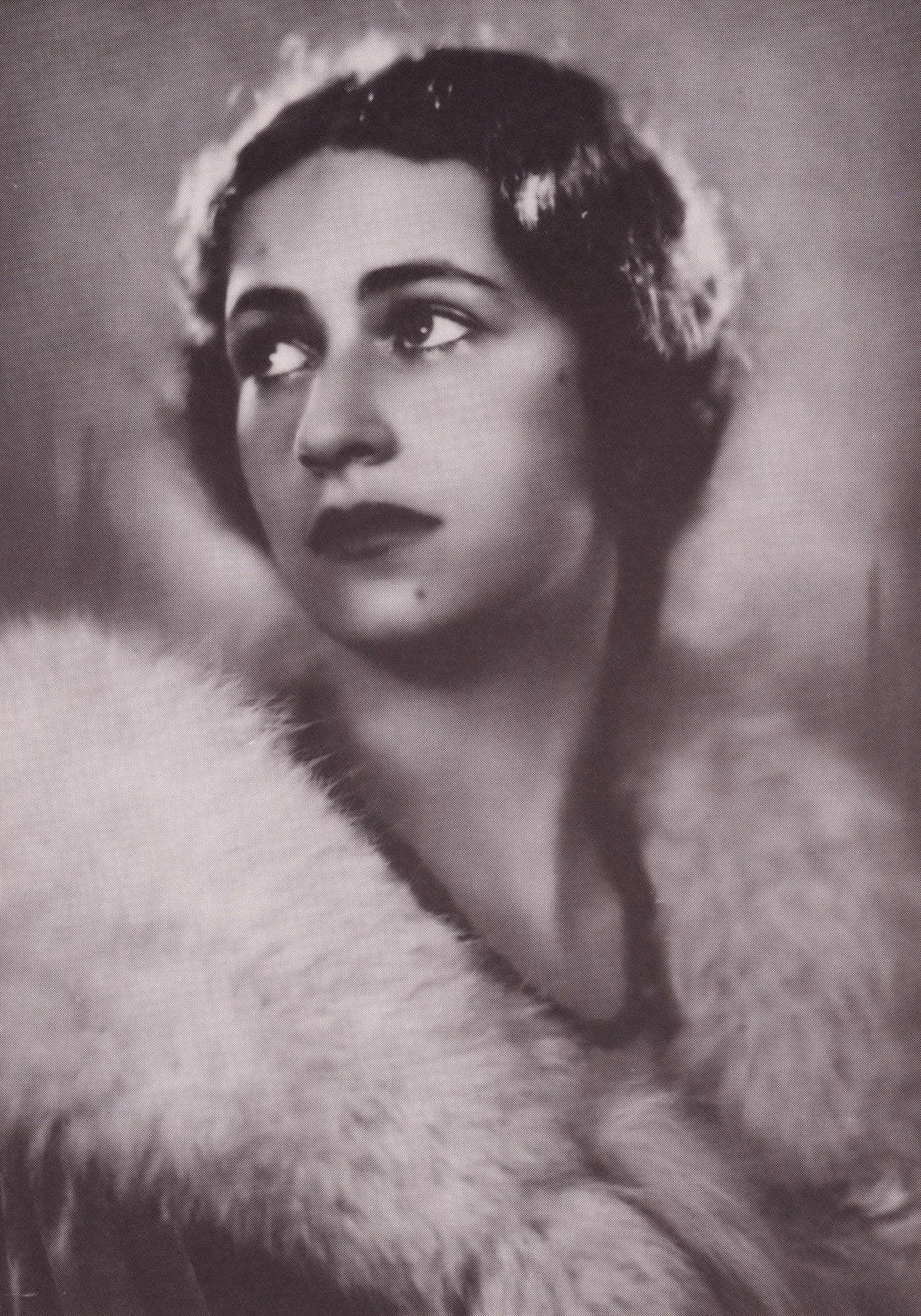 Peggy Ashcroft BBC Hulton Picture Library Real Photo Rare Postcard