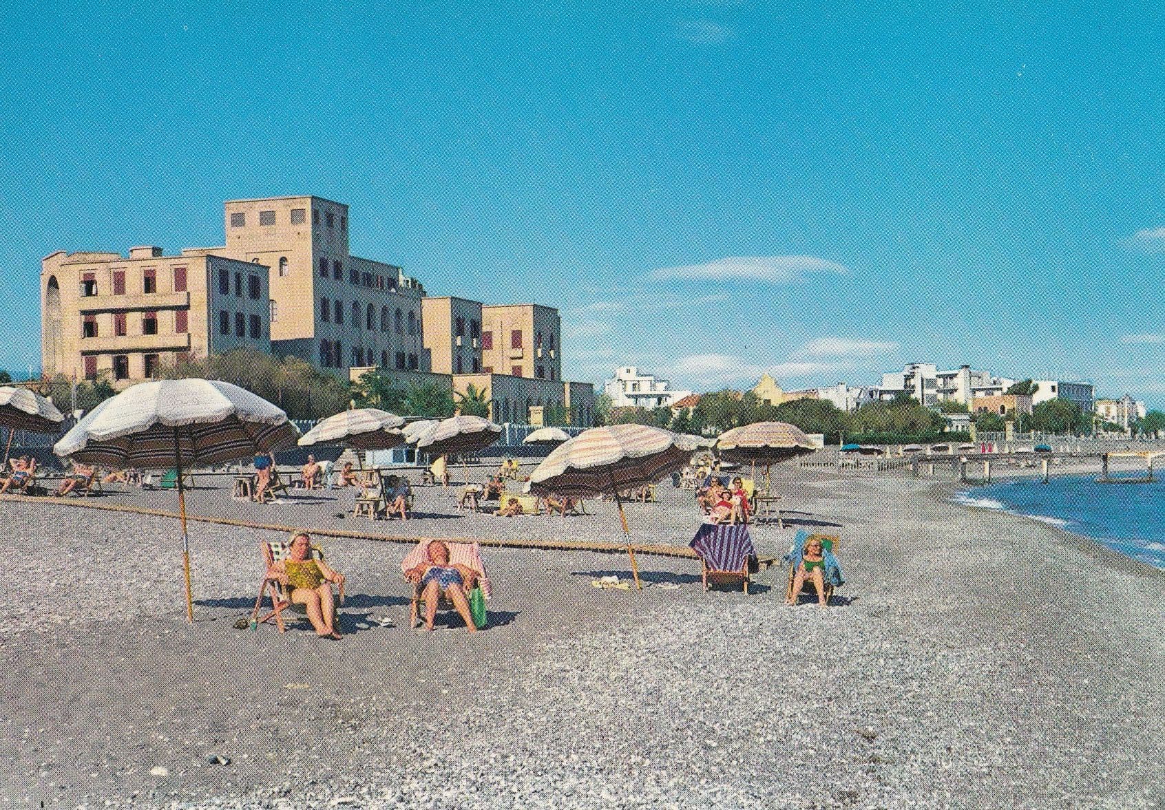 Rhodes Hotel De Roses Postcard