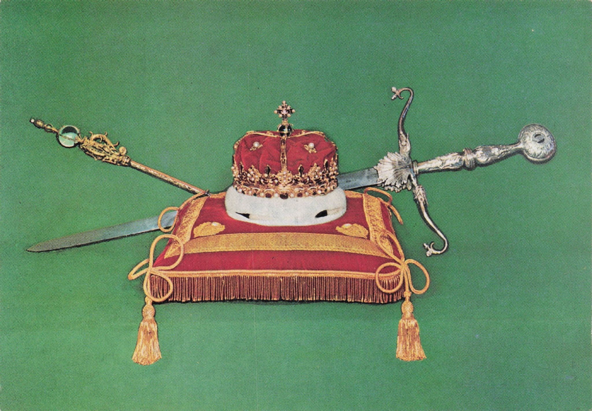 Scottish Sceptre Head Of State King Queen Royal Regalia Photo Postcard