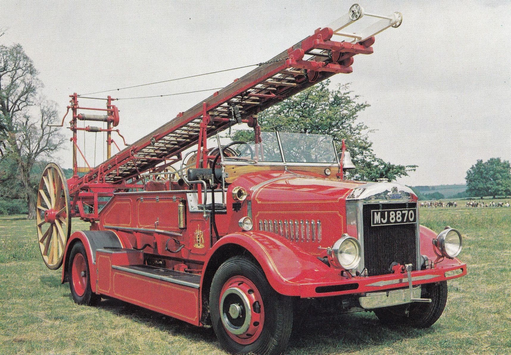 Braidwood Open Bodied Dennis Bedford Fire Engine Brigade Postcard