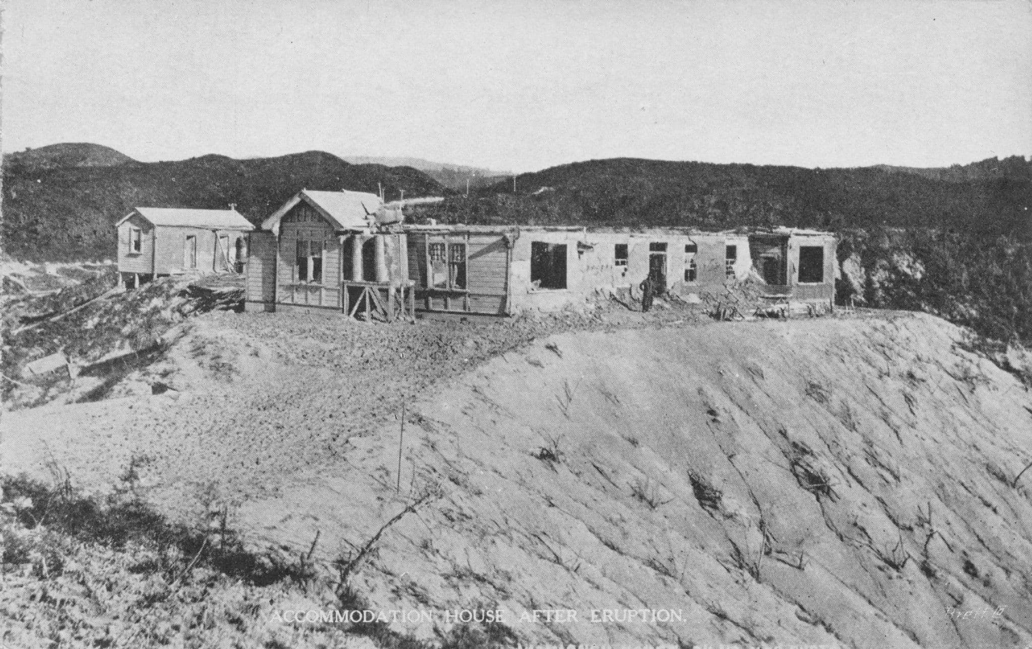 Accommodation House Waimangu Volcano Eruption New Zealand Postcard