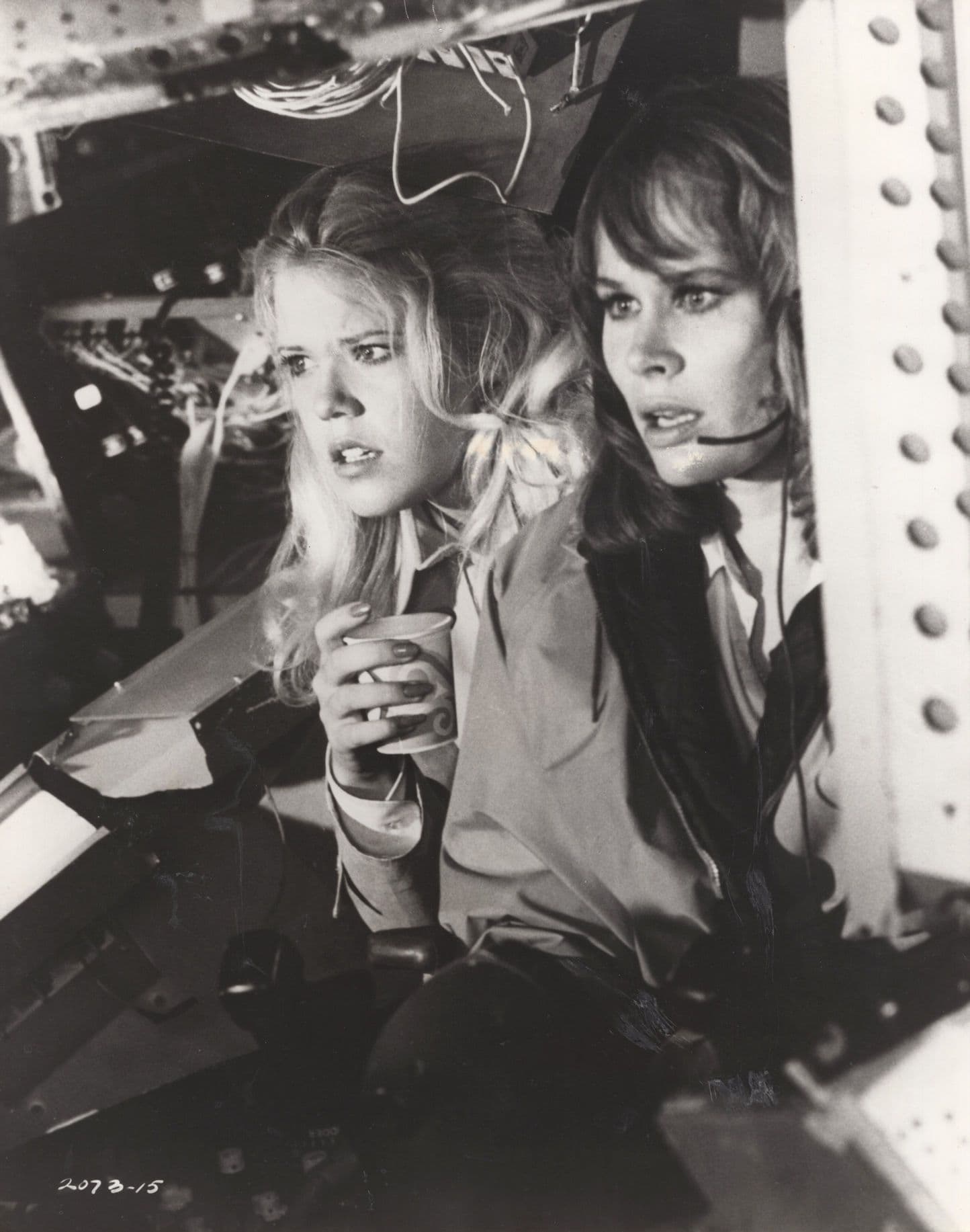 Airport 75 Karen Black Disaster Film Monochrome 10x8 Press Photo