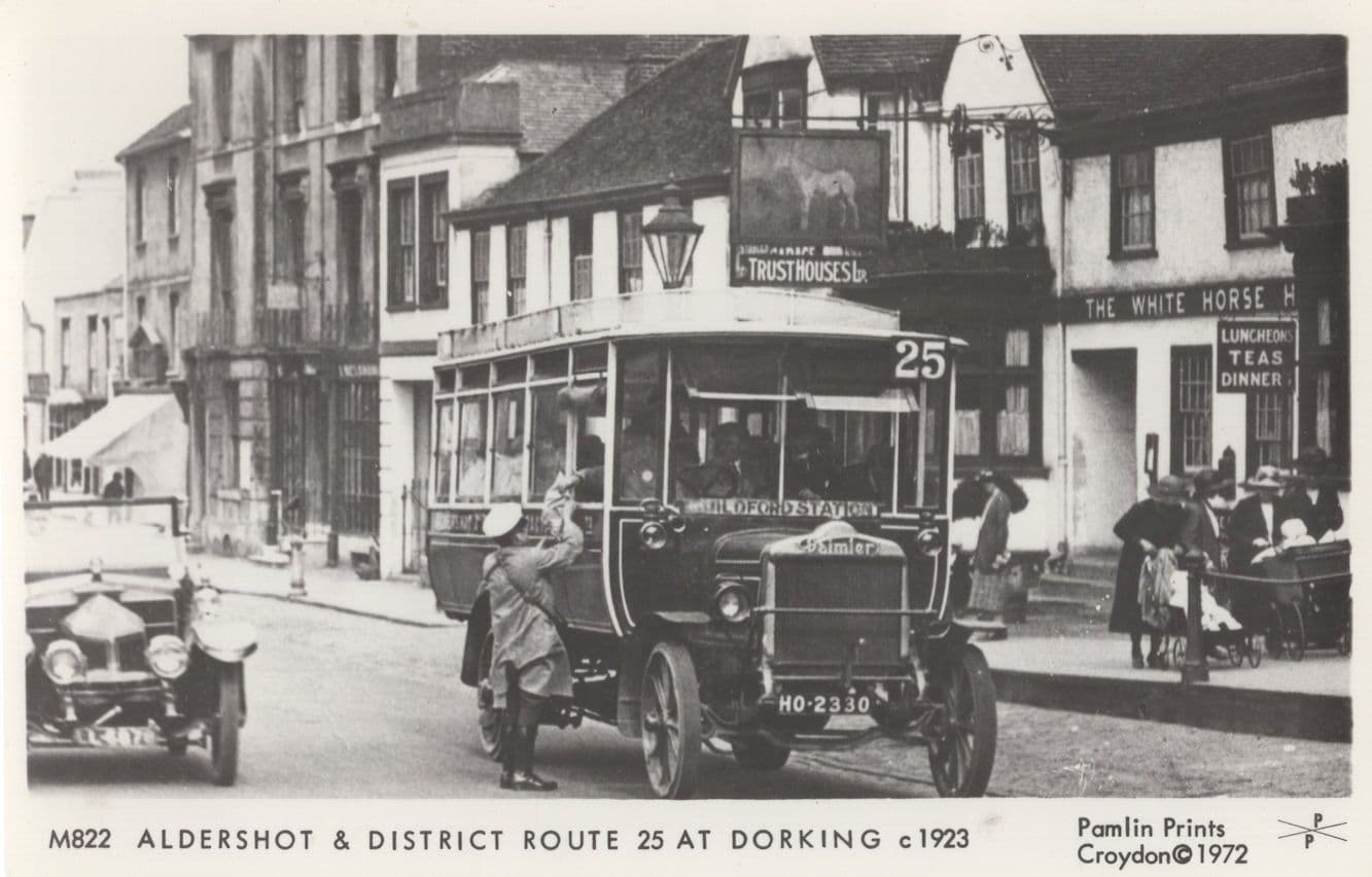 Aldershot Hampshire District Old Bus At Pub Dorking Postcard