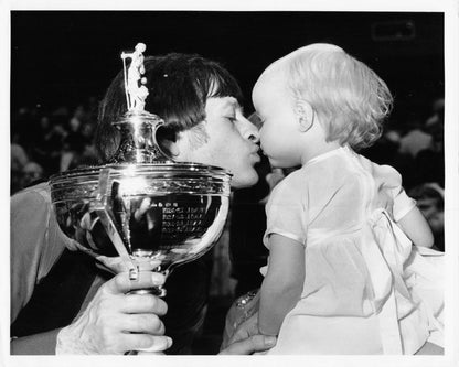Alex Higgins 1982 Snooker World Champion Trophy Win 10x8 Press Photo
