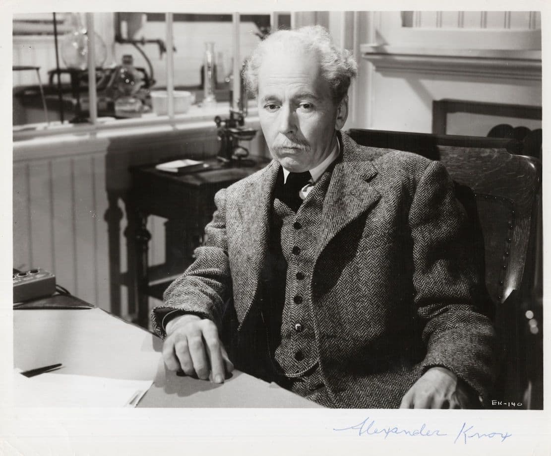 Alexander Knox Vintage 10x8 Hand Signed Photo