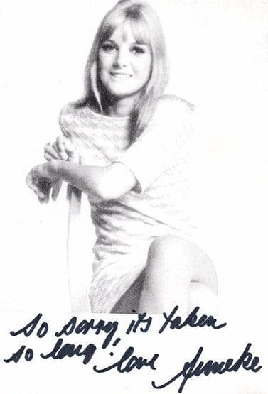 Anneke Wills Dr Who BBC ApologyMessage Hand Signed Photo