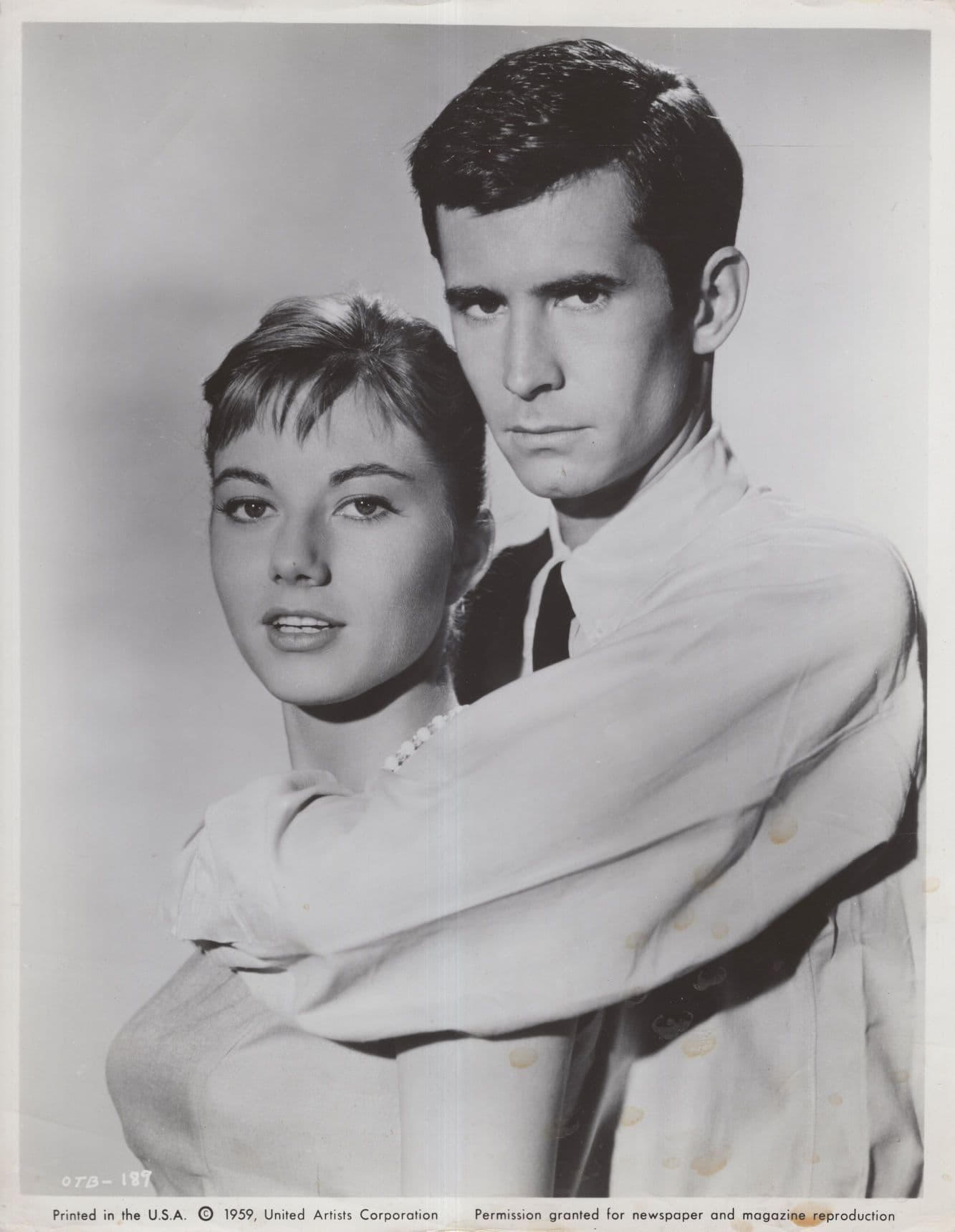 Anthony Perkins On The Beach & Sinister Love Trap 2x 10x8 Photo s