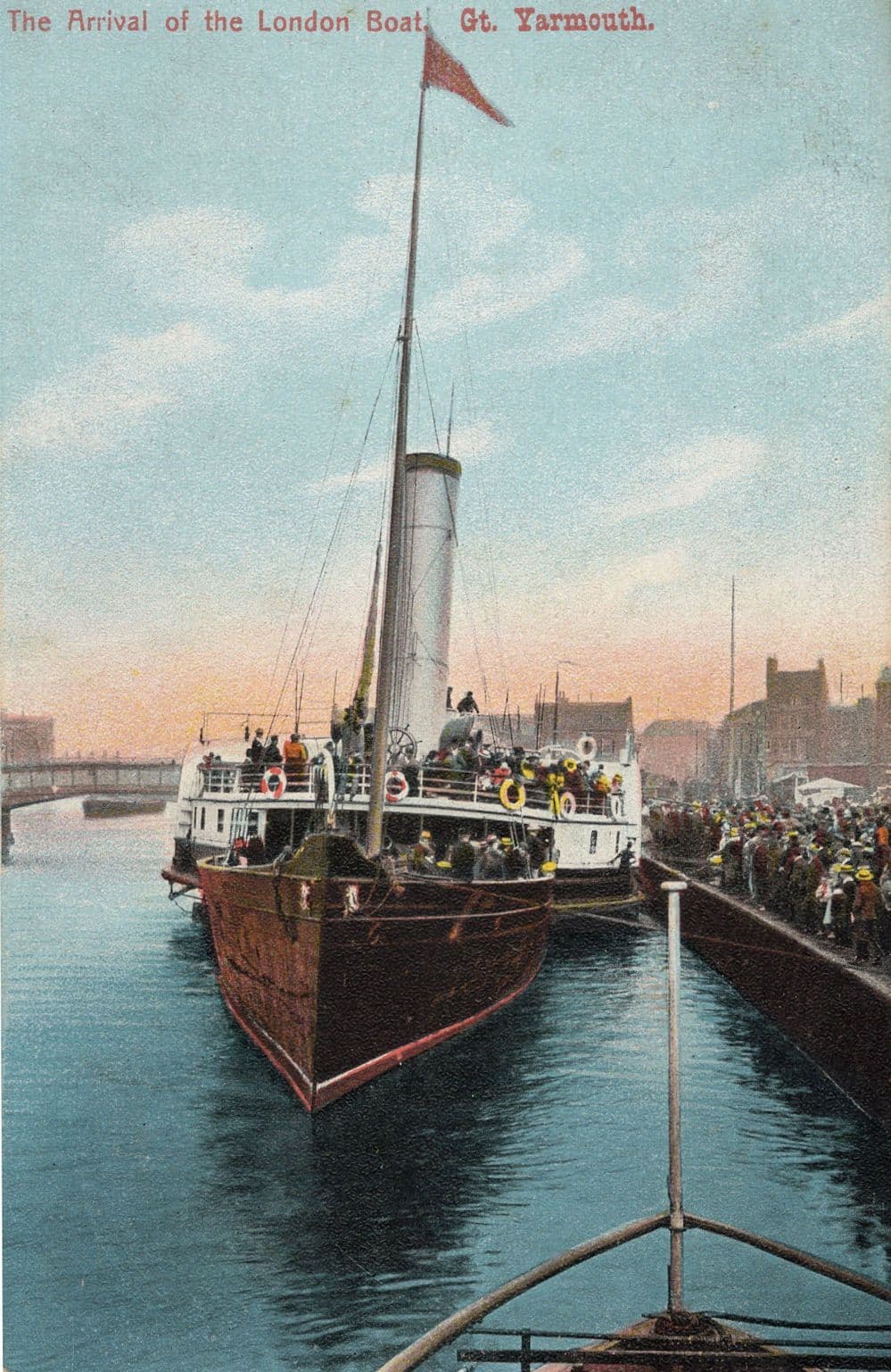Arrival Of The London Boat Great Yarmouth Ship Antique Postcard