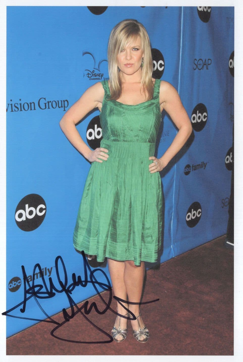 Ashley Jensen Extras Ugly Betty City Central 7x5 Hand Signed Photo
