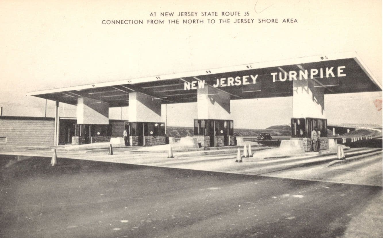 At New Jersey State Route Turnpike Woodbridge USA Old Rare Postcard