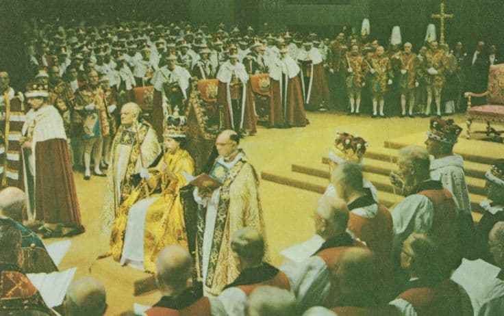 At The Shrine Of The Confessor Queen Elizabeth II Postcard