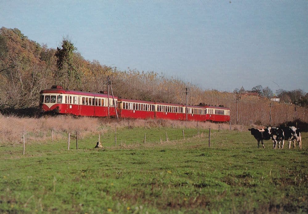 Autorail X 2400 French Train at Port De Couze Dourdogne Postcard