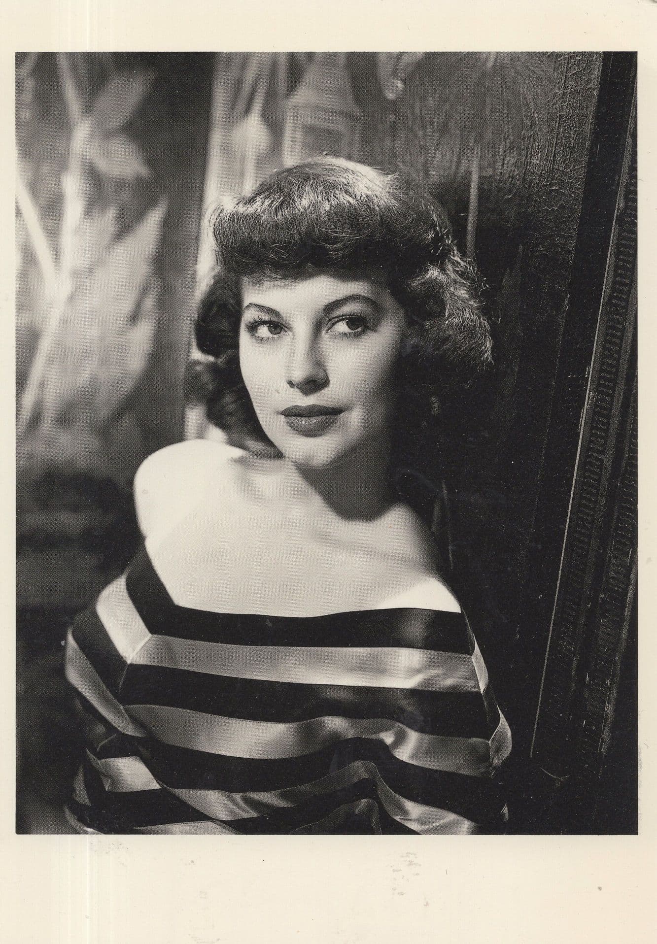 Ave Gardner Stunning French Archives Photo Rare Postcard