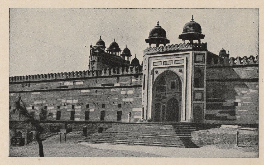 Badshahi Darwaza Fatehpur Sikri Royal Family Indian Entrance Postcard