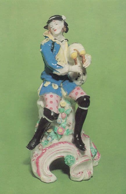 Bagpiper Figure Porcelain Manchester Art Gallery Postcard
