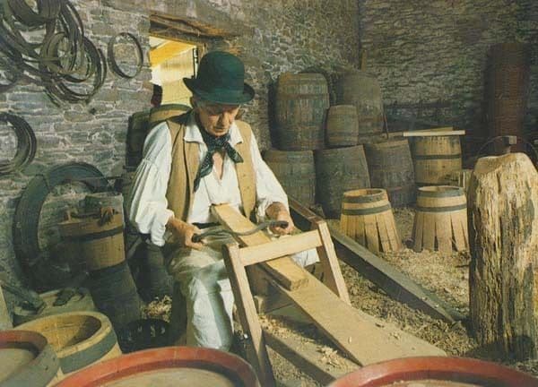 Beer Barrel Making Cooper Uniform Workshop Exhibit Rare Devon Postcard