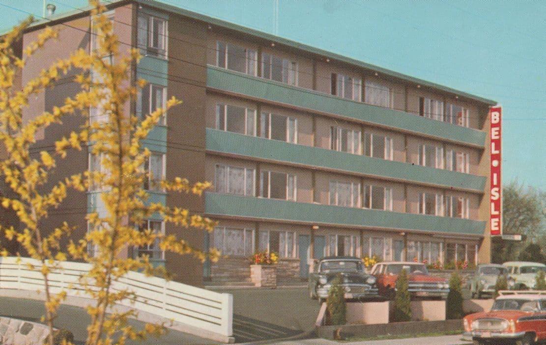 Bel Isle Motel British Columbia Canada Postcard