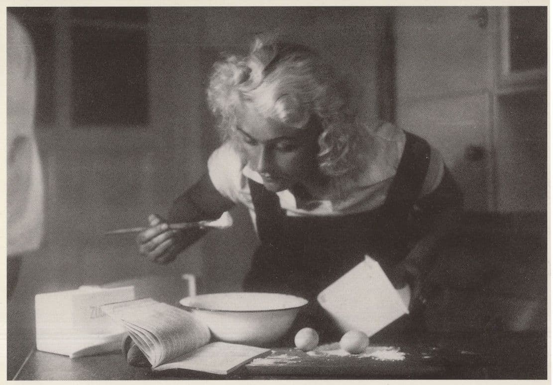 Berlin Home Cooking Transvestite LGBT German Photo Art Postcard