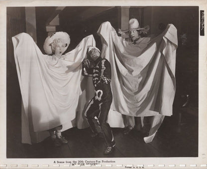 Betty Grable as Ghost My Blue Heaven Monochrome 10x8 Plastic Old Photo