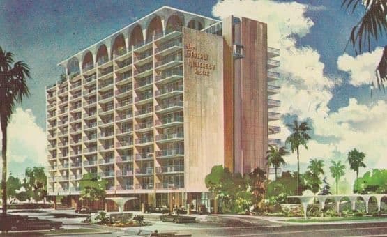 Beverly Hillcrest Hotel California Postcard