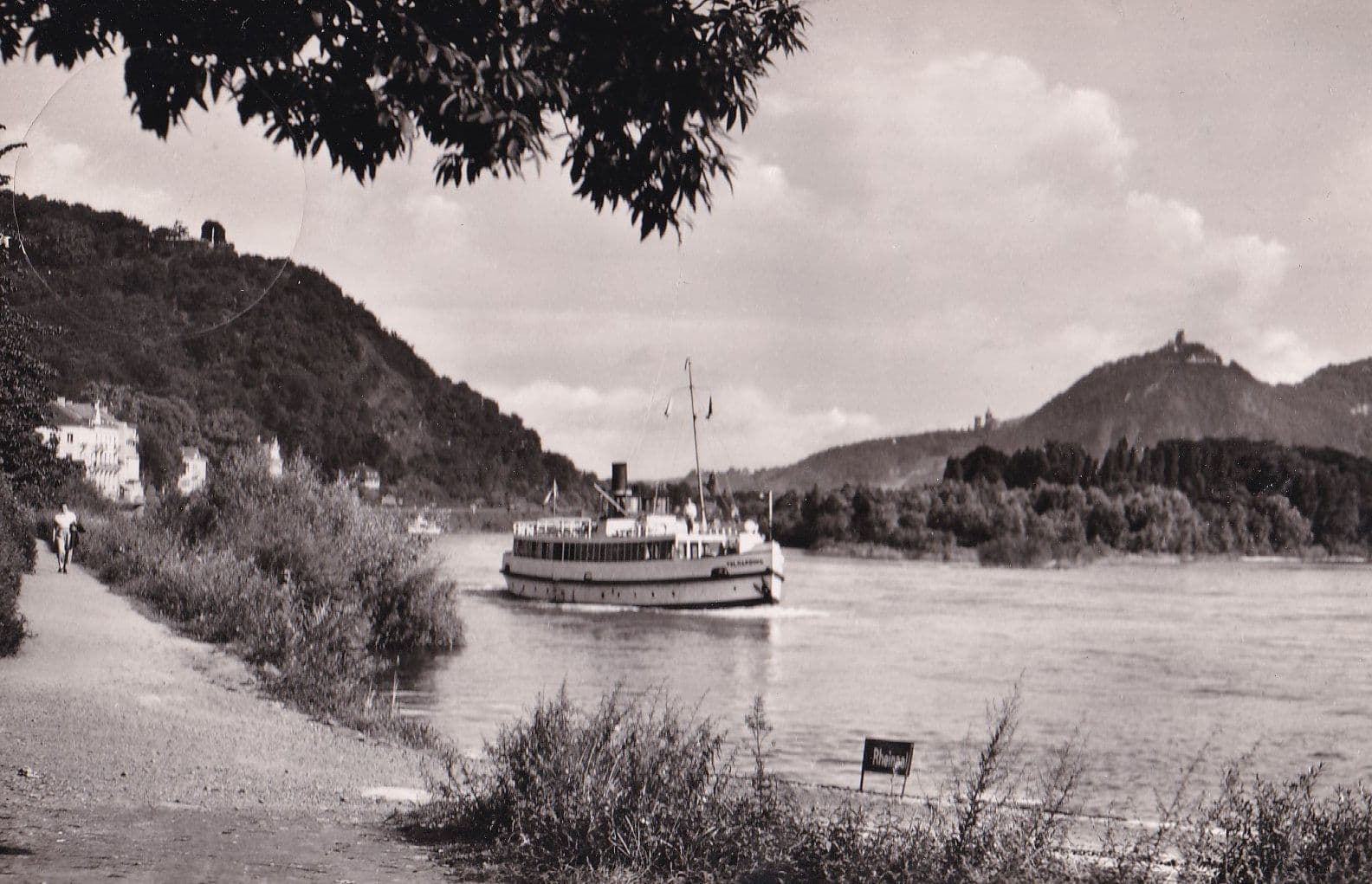 Boat Passing AK Rolandswerth Hotel Restaurant & Cafe Gretenhof Dutch Postcard