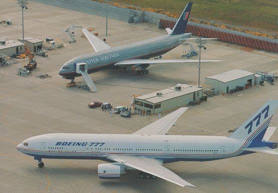 Boeing 767 767-200 Plane United Airlines Airport Test Flight Postcard