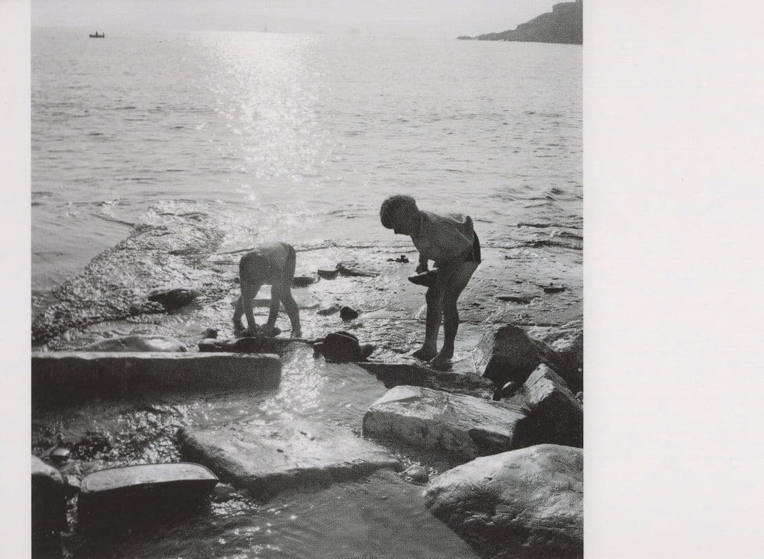 Bovisand Bay Devon Children Playing In Sea Award Photo Postcard