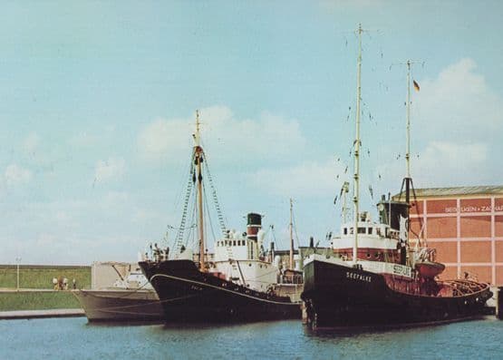 Bremen Harbour Seefalke Rau IX Kranich Ship Bremenhaven German Ships Postcard
