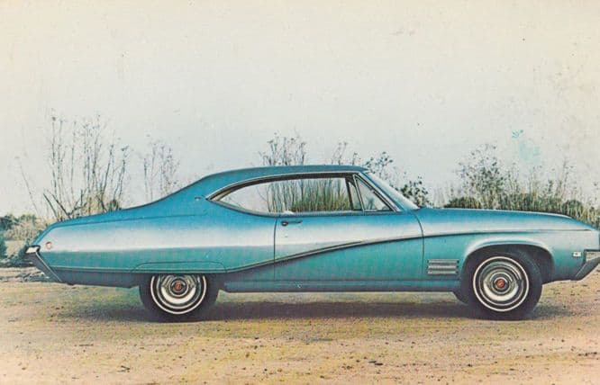 Buick Skylark 2 Door Custom Sport Coupe Original American Advertising Postcard