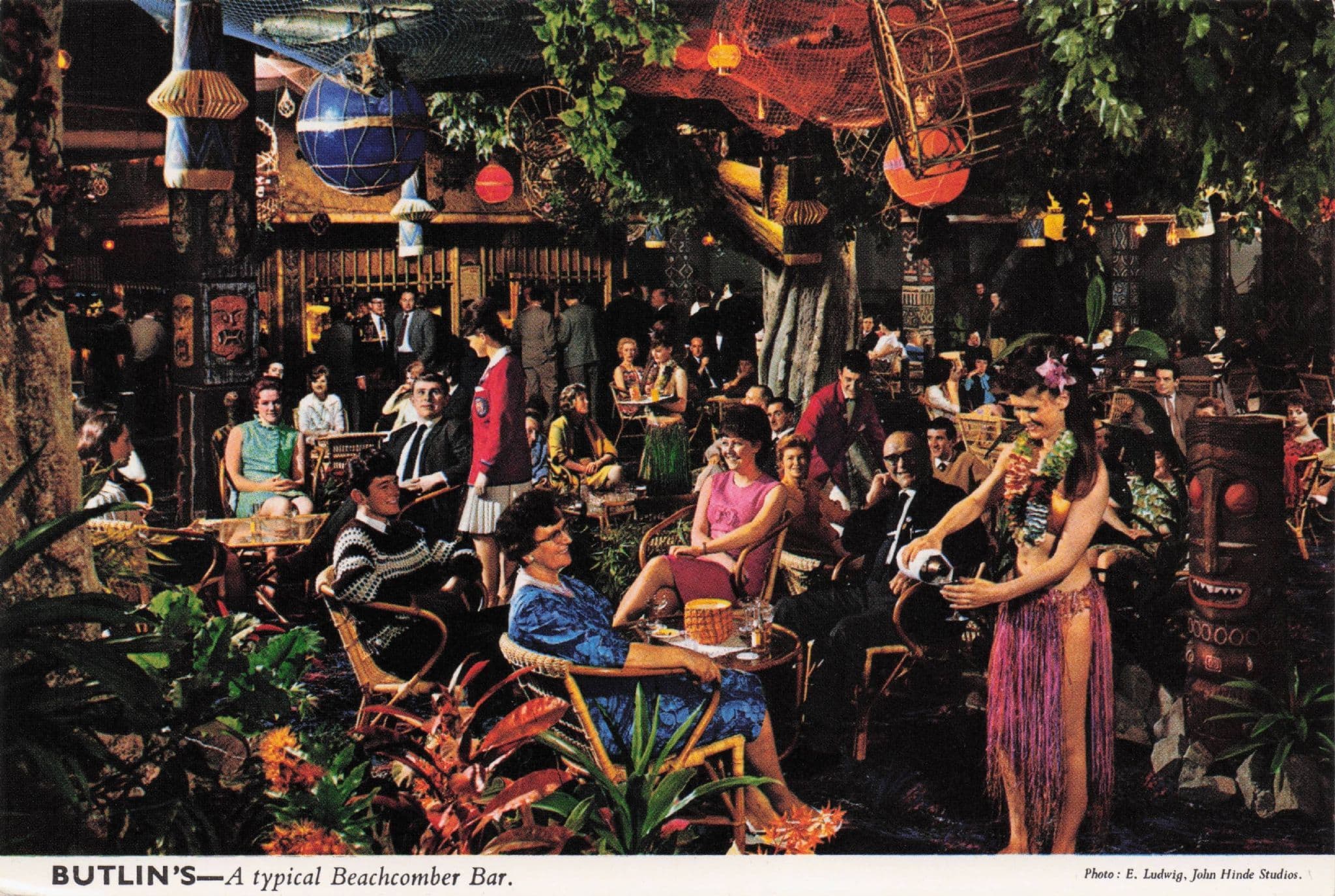 Butlin's Holiday Camp A Typical Beachcomber Bar 1960s Postcard