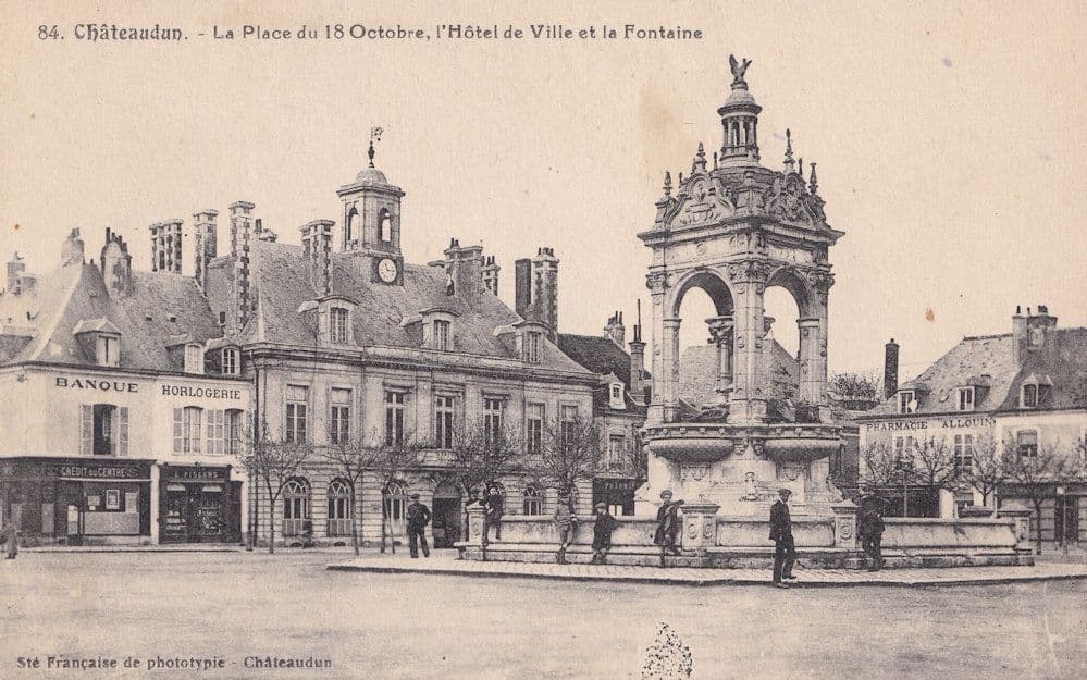Chateaudun Banque Hotel Eure-et-Loir French Postcard