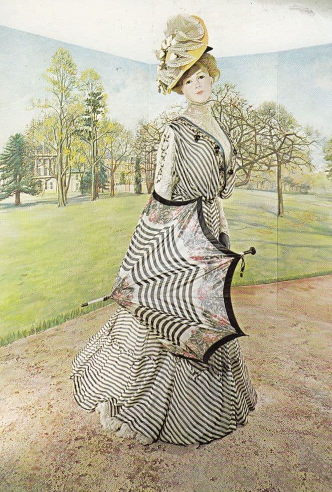 Chiffon Day Ascot Style Horse Racing Dress Bath Museum Postcard