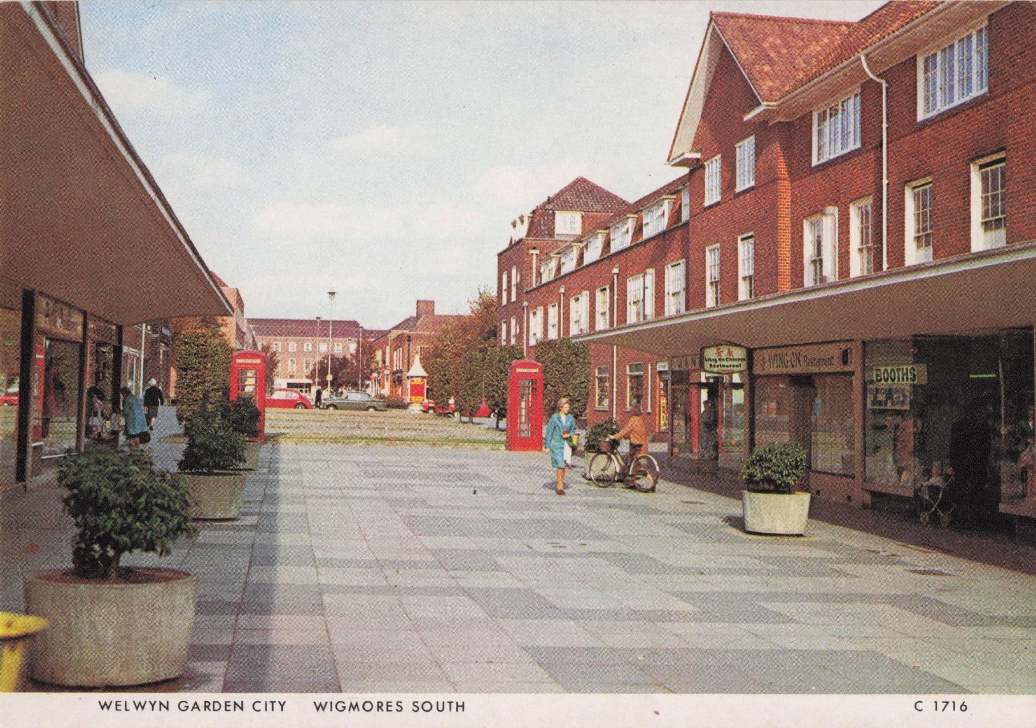 Chinese Restaurant Bicycle Wigmores South Welwyn Garden City Postcard