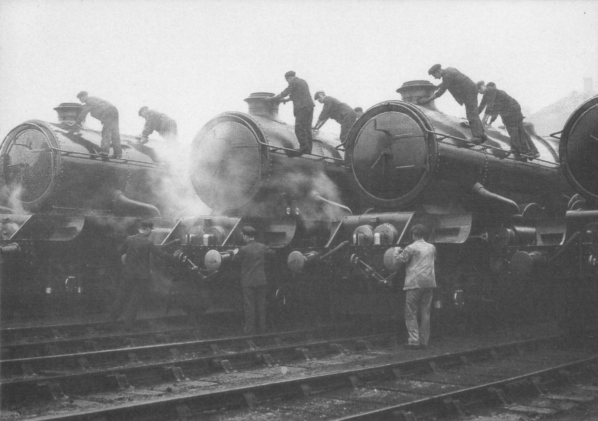 Christmas Train Cleaning at Swindon Depot 1933 BBC Photo Postcard