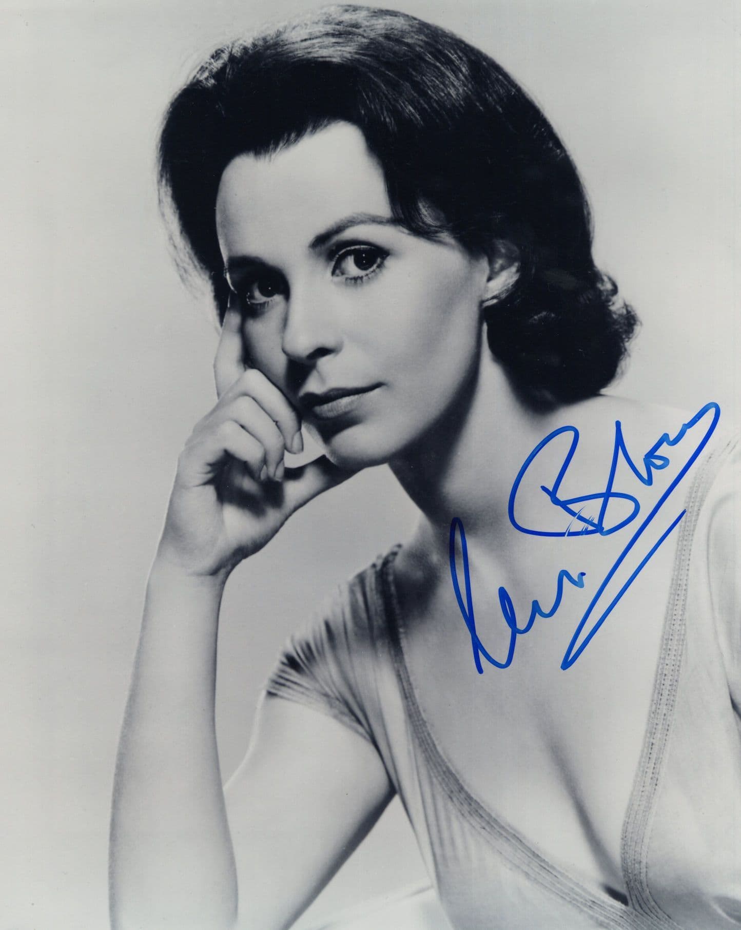 Claire Bloom Stunning Large 10x8 Hand Signed Photo