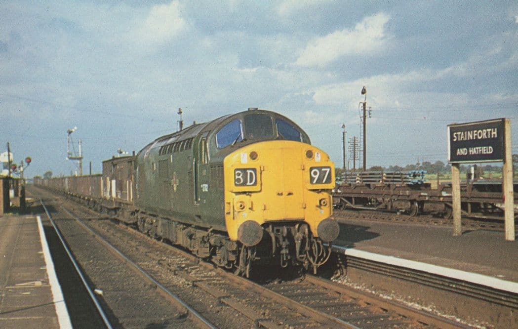 Class 37 Train D6782 at Stainforth & Hatfield Railway Station Postcard