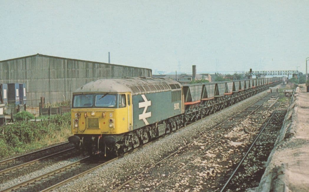 Class 56 Train no 56092 at Knottingly Station in 1981 Postcard