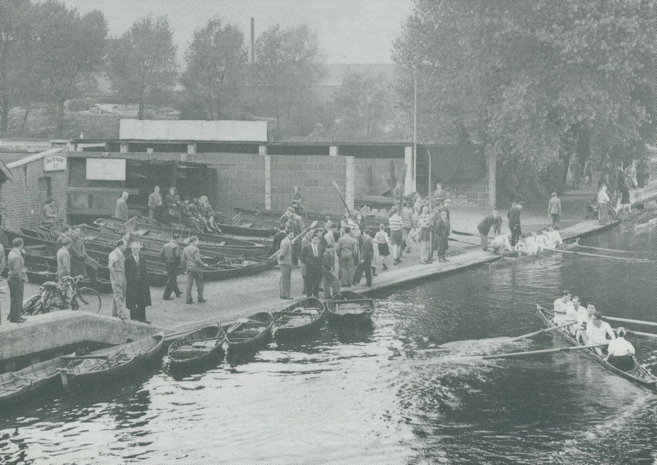 Connaught Regatta River Lee Hertfordshire 1940s Rowing Boats Postcard