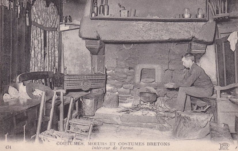 Costumes Moeurs Bretons De Ferme French Fashion Postcard