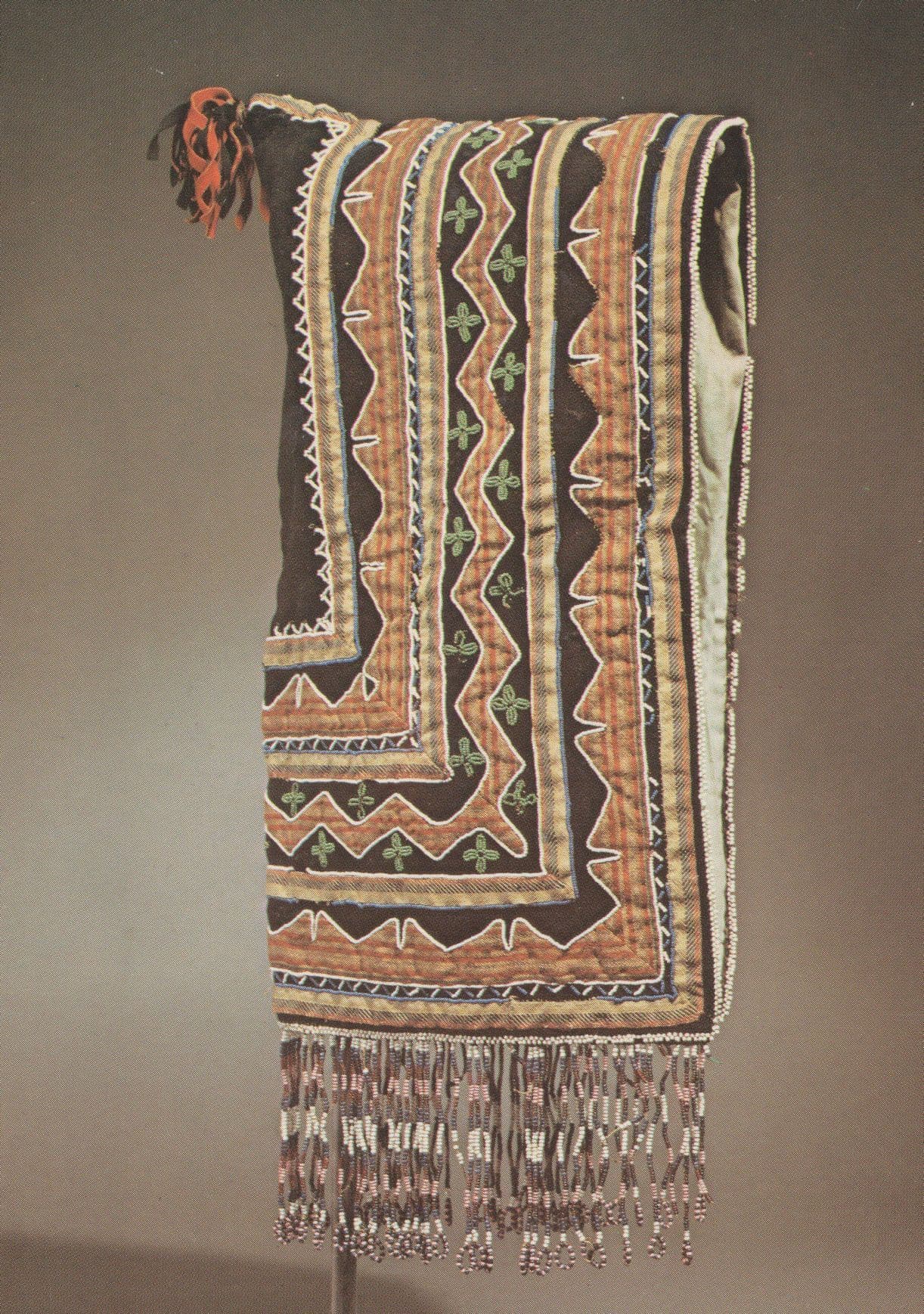 Cree Indian Old Womens Cloth Head Indian North America Postcard