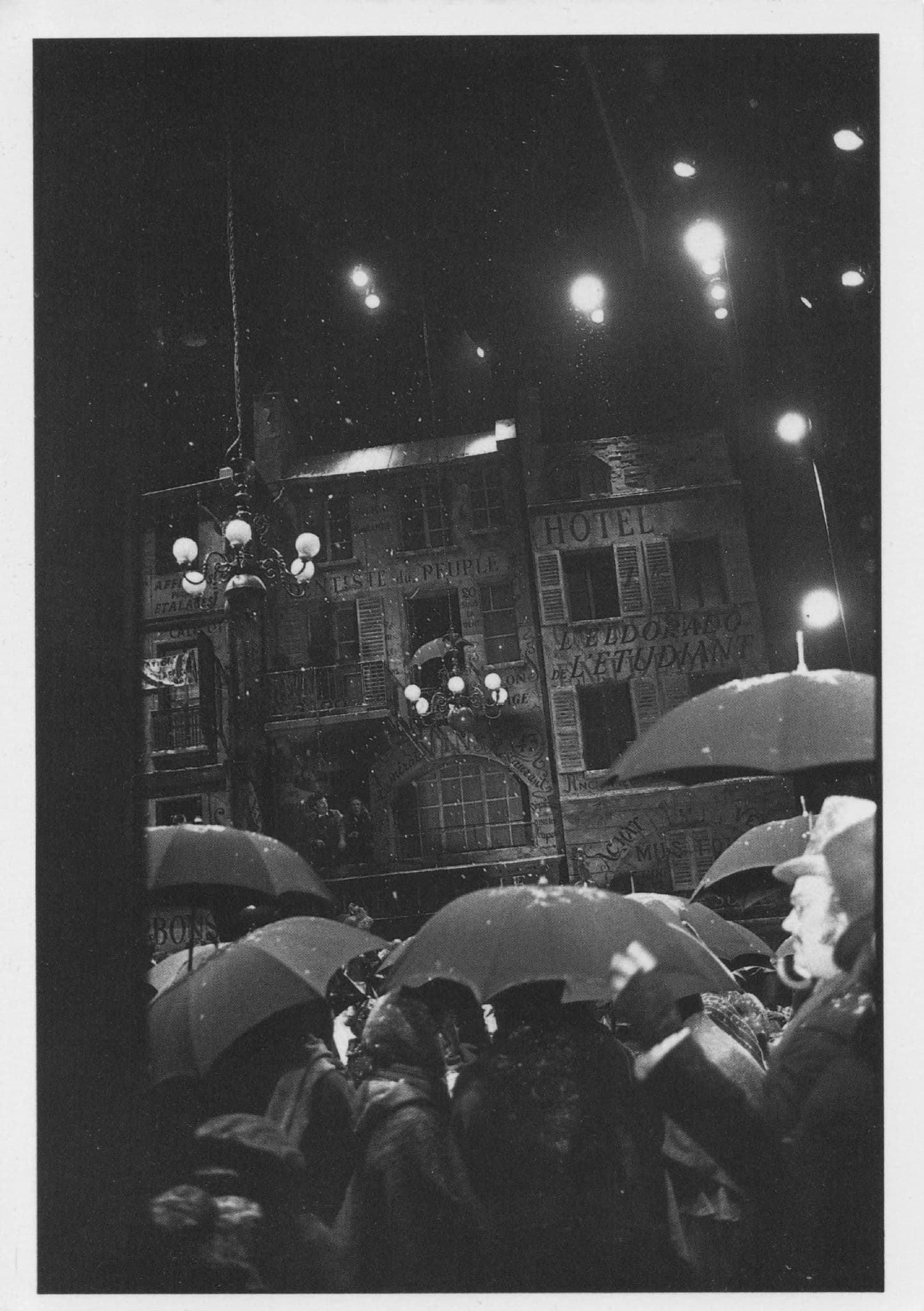 Crowds at San Fransisco Opera La Boheme 1978 RPC Postcard