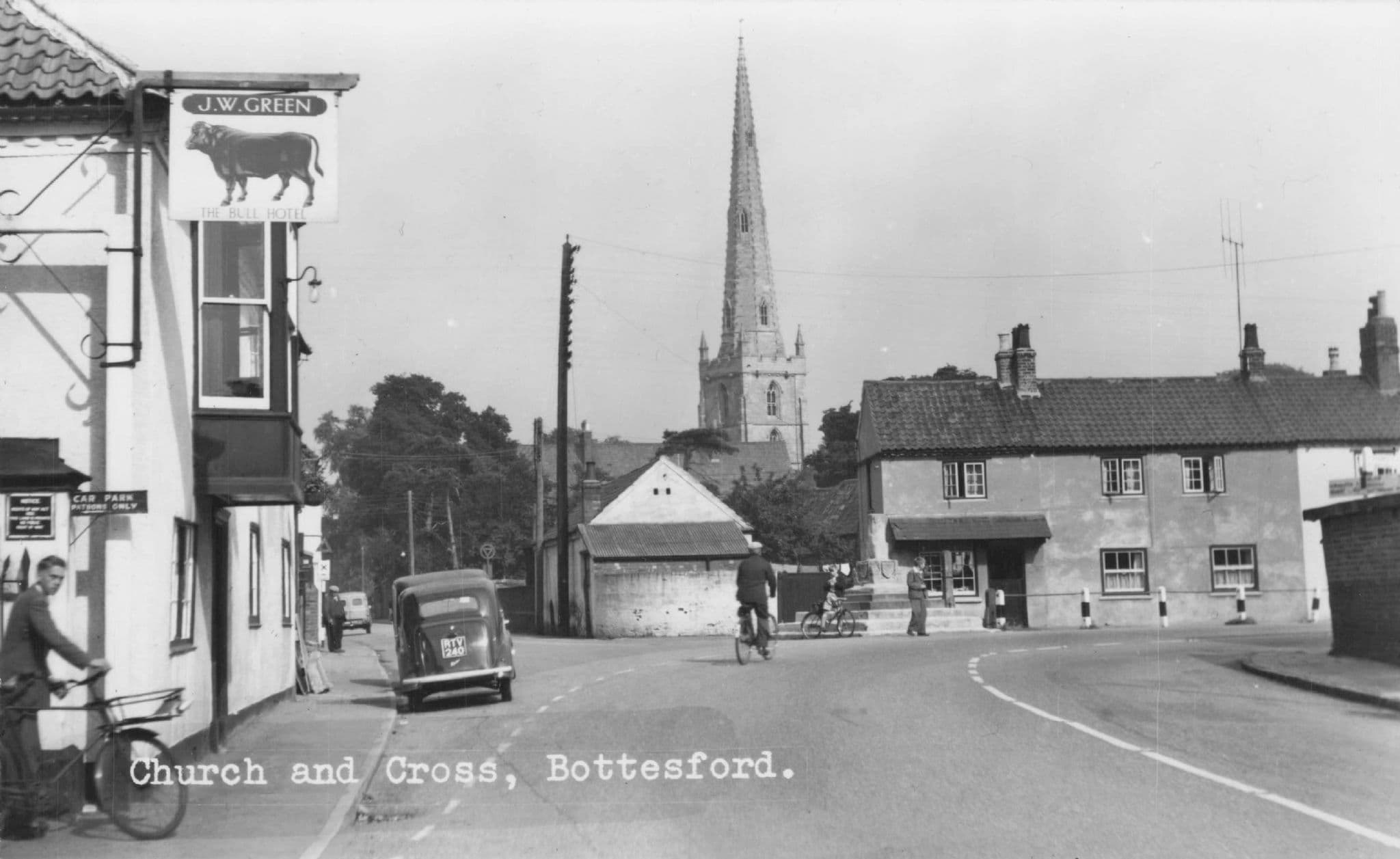 Cyclist at Bottesford Cross Junction Bull Hotel Leicester Old RPC Postcard