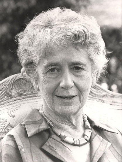 Dame Peggy Ashcroft Poetry Chaucer 1983 Vintage Press Photo