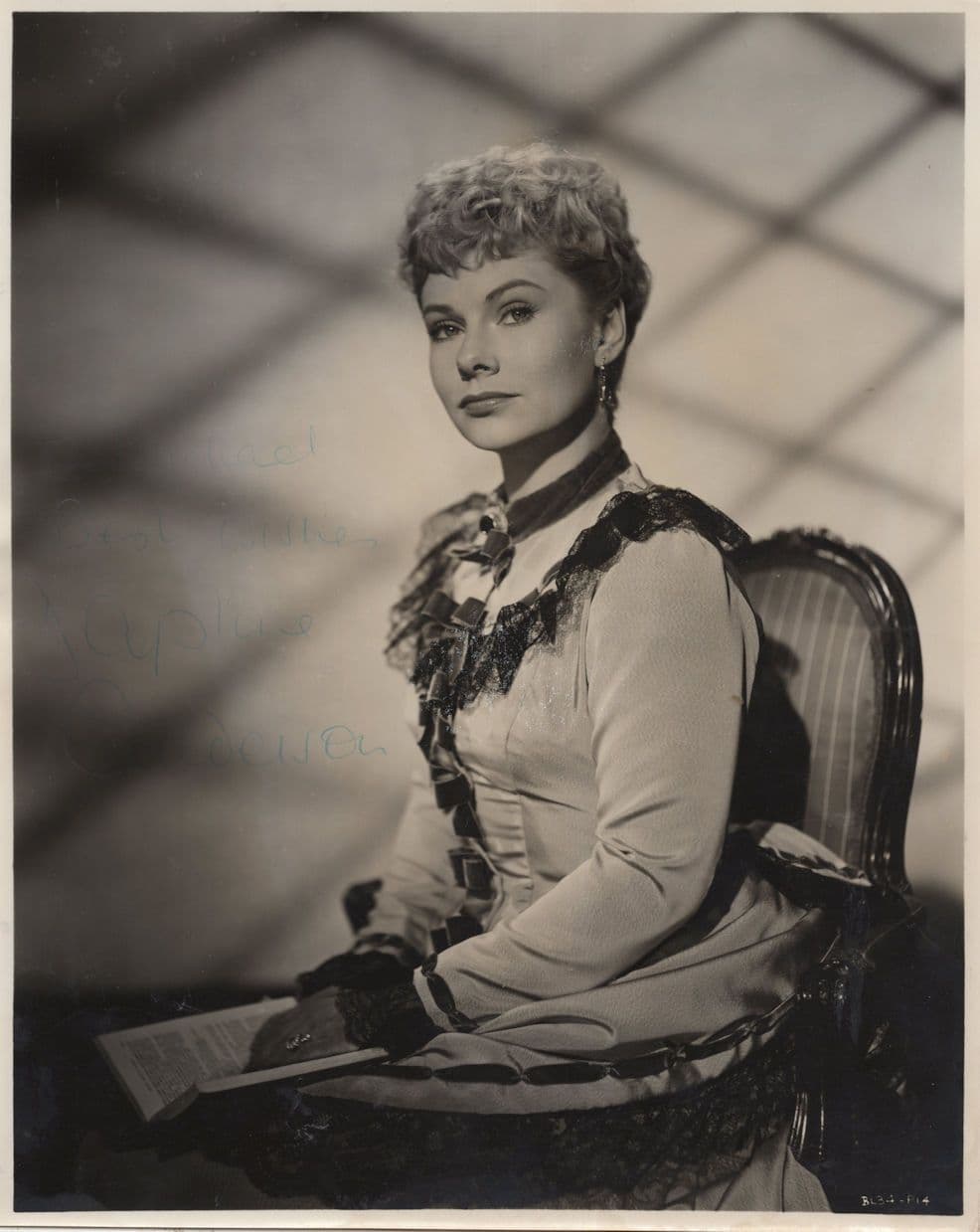 Daphne Anderson as Alice Hobsons Choice 1955 Hand Signed Photo
