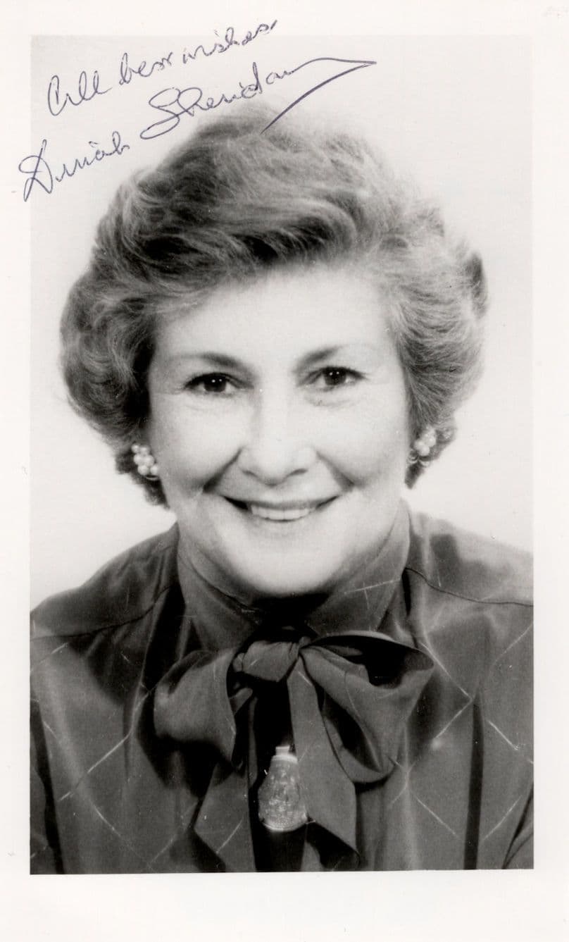 Dinah Sheridan of The Railway Children Mint Hand Signed Photo & MORE